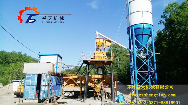 俄罗斯HZS25小型混凝土搅拌站